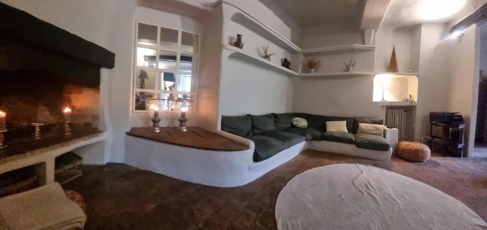 Apartment Townhouse In The Old Village, Fantastic View, Sea And Mountains